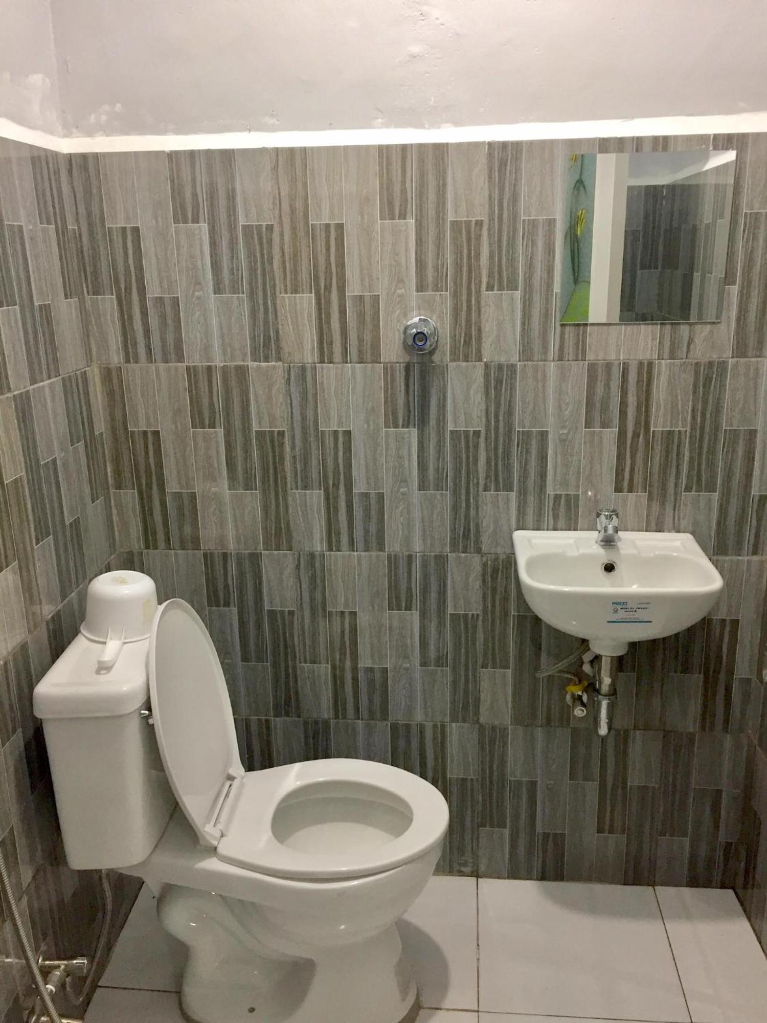 Ziet Hotel Mambajao Habitación foto