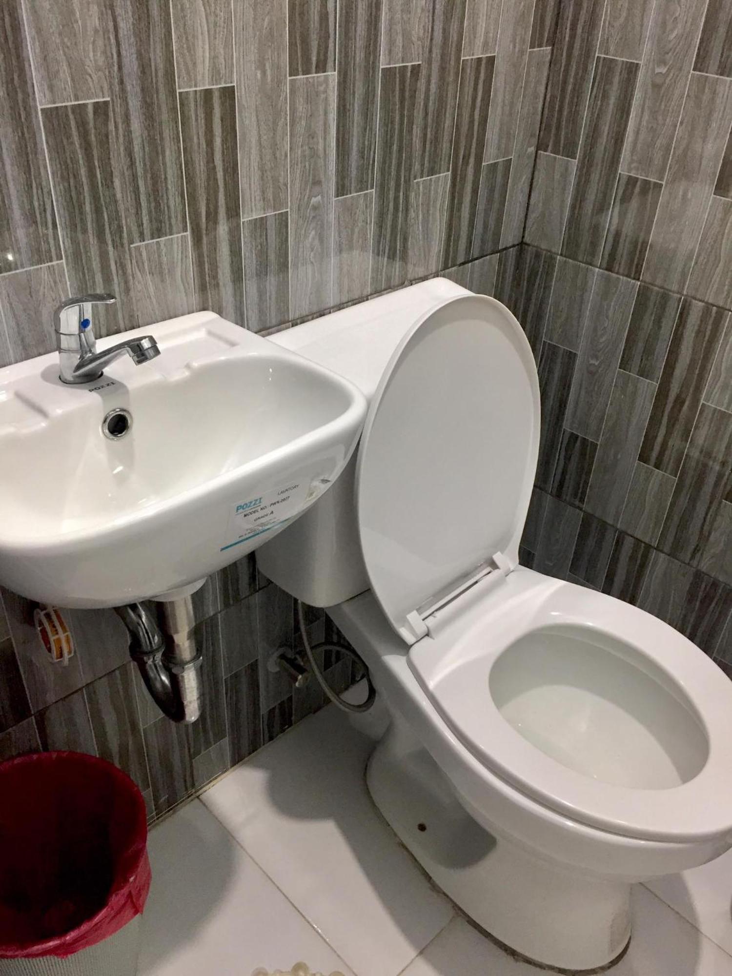 Ziet Hotel Mambajao Habitación foto